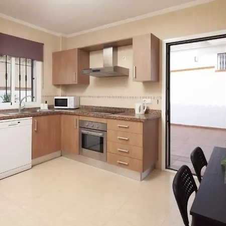 Brisas Del Mar 4, 365-rentals تورّوكس كوستا